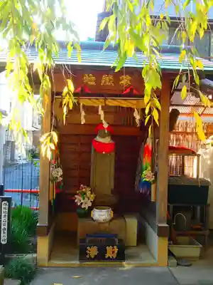 定正寺観音堂の地蔵