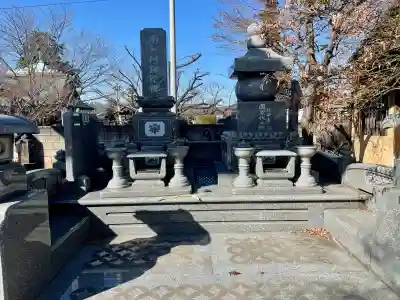 延命寺の{uncategorized: "未分類", other: "その他", undefined: "問題あり", building: "その他建物", grave: "お墓", sacred_gate: "鳥居", guardian: "狛犬", statue: "像", buddha: "仏像", history: "歴史", nature: "自然", garden: "庭園", animal: "動物", pagoda: "塔", temizu: "手水舎", mountain_gate: "山門・神門", sanctuary: "本殿・本堂", subordinate: "末社・摂社", art: "芸術", scenery: "景色", jizo: "地蔵", ema: "絵馬", goshuin: "御朱印", omikuji: "おみくじ", items: "授与品その他", amulet: "お守り", goshuincho: "御朱印帳", eats: "食事", festival: "お祭り", votive_dance: "神楽", shichigosan: "七五三参", wedding: "結婚式", experience: "体験その他", initially: "初詣", around: "周辺", anti_infection: "感染症対策"}