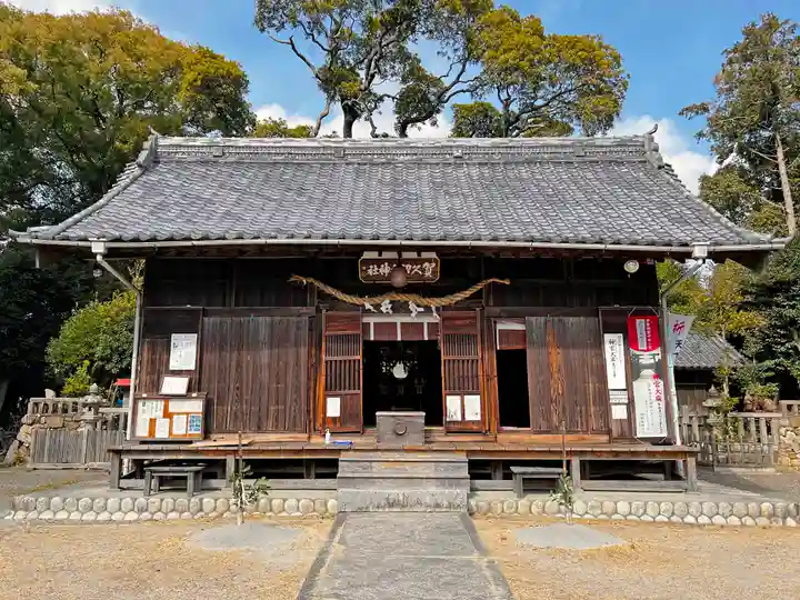 賀久留神社の本殿・本堂