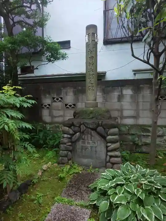 於岩稲荷田宮神社のその他建物