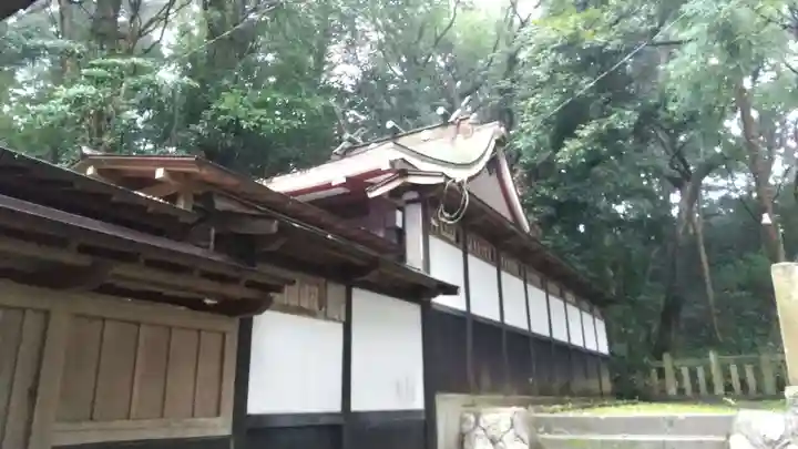 泉神社の本殿・本堂