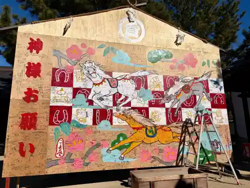 白鳥神社の{uncategorized: "未分類", other: "その他", undefined: "問題あり", building: "その他建物", grave: "お墓", sacred_gate: "鳥居", guardian: "狛犬", statue: "像", buddha: "仏像", history: "歴史", nature: "自然", garden: "庭園", animal: "動物", pagoda: "塔", temizu: "手水舎", mountain_gate: "山門・神門", sanctuary: "本殿・本堂", subordinate: "末社・摂社", art: "芸術", scenery: "景色", jizo: "地蔵", ema: "絵馬", goshuin: "御朱印", omikuji: "おみくじ", items: "授与品その他", amulet: "お守り", goshuincho: "御朱印帳", eats: "食事", festival: "お祭り", votive_dance: "神楽", shichigosan: "七五三参", wedding: "結婚式", experience: "体験その他", initially: "初詣", around: "周辺", anti_infection: "感染症対策"}