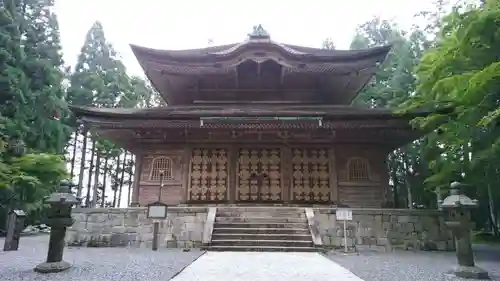比叡山延暦寺の本殿・本堂