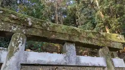岩崎神社の鳥居