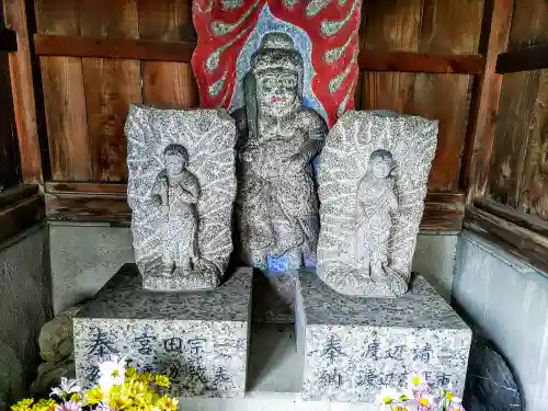 神明社（花町神明社）の仏像