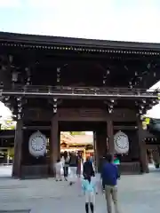 寒川神社の山門