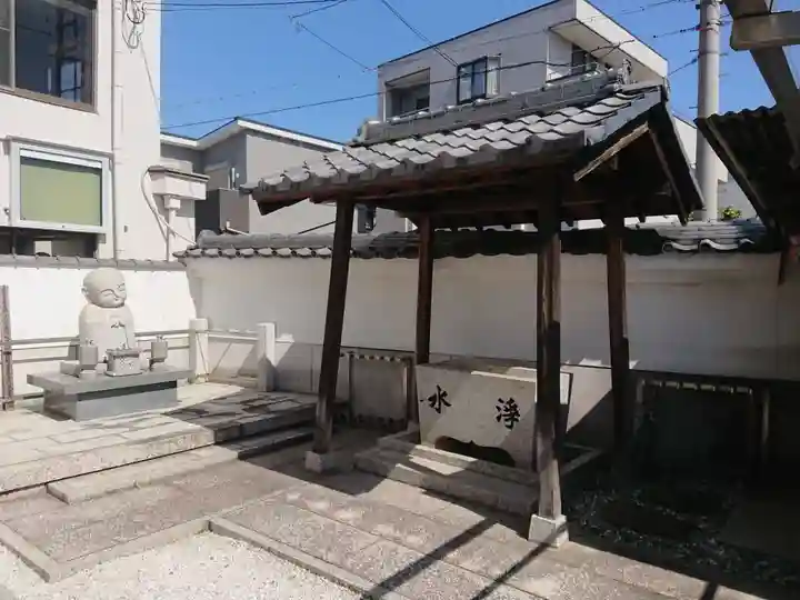 寿栄寺の手水舎