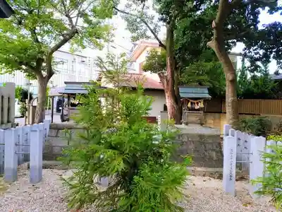 若宮八幡社の末社・摂社