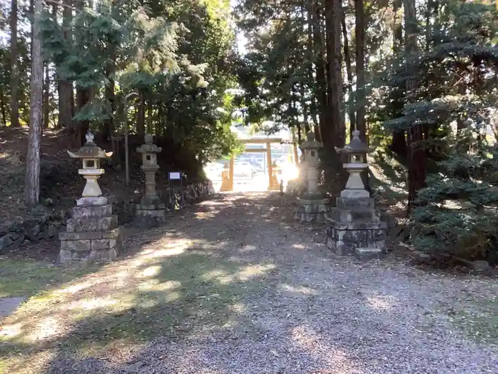 神明白山社相殿(杁下)のその他建物