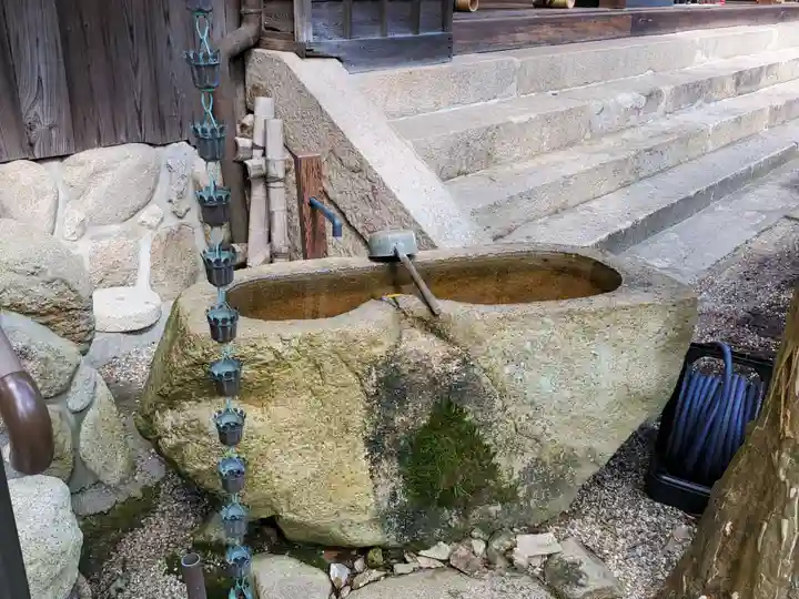 念仏寺の手水舎