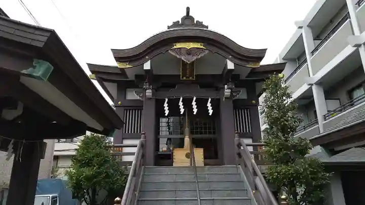 神楽坂若宮八幡神社の本殿・本堂