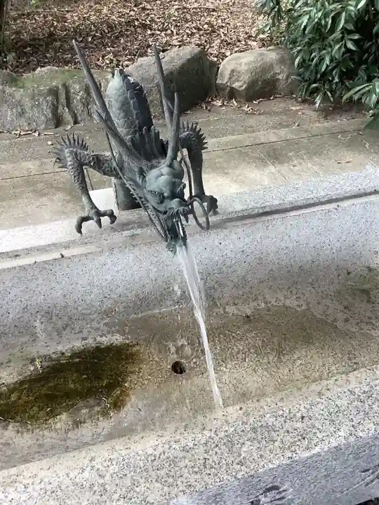 八幡社の手水舎