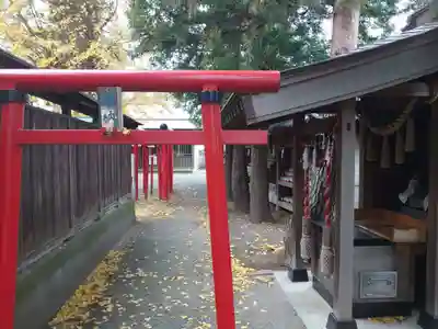 小泉稲荷神社の鳥居