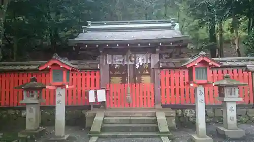 櫟谷宗像神社（松尾大社摂社）の本殿・本堂