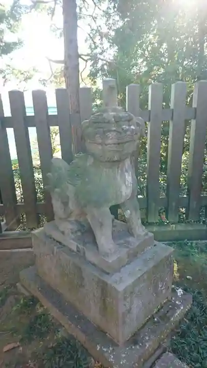 穴八幡宮の狛犬