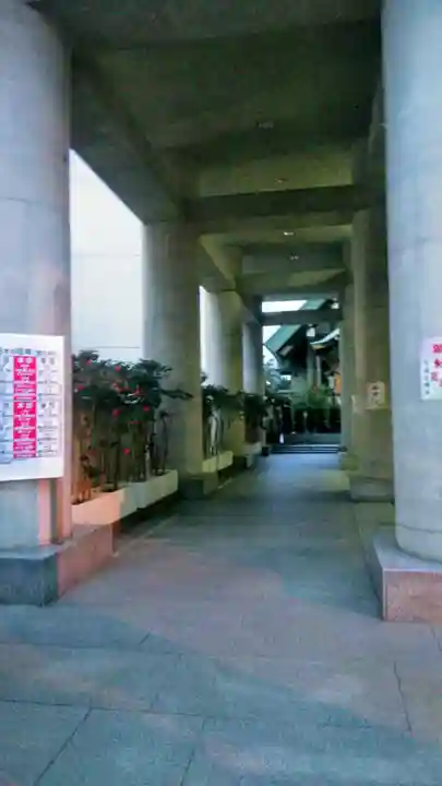 築土神社の庭園