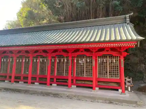 高瀧神社の{uncategorized: "未分類", other: "その他", undefined: "問題あり", building: "その他建物", grave: "お墓", sacred_gate: "鳥居", guardian: "狛犬", statue: "像", buddha: "仏像", history: "歴史", nature: "自然", garden: "庭園", animal: "動物", pagoda: "塔", temizu: "手水舎", mountain_gate: "山門・神門", sanctuary: "本殿・本堂", subordinate: "末社・摂社", art: "芸術", scenery: "景色", jizo: "地蔵", ema: "絵馬", goshuin: "御朱印", omikuji: "おみくじ", items: "授与品その他", amulet: "お守り", goshuincho: "御朱印帳", eats: "食事", festival: "お祭り", votive_dance: "神楽", shichigosan: "七五三参", wedding: "結婚式", experience: "体験その他", initially: "初詣", around: "周辺", anti_infection: "感染症対策"}