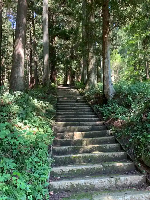 白山比咩神社の建物その他