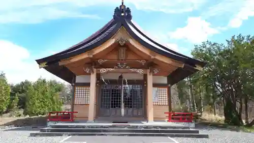 早来神社の本殿