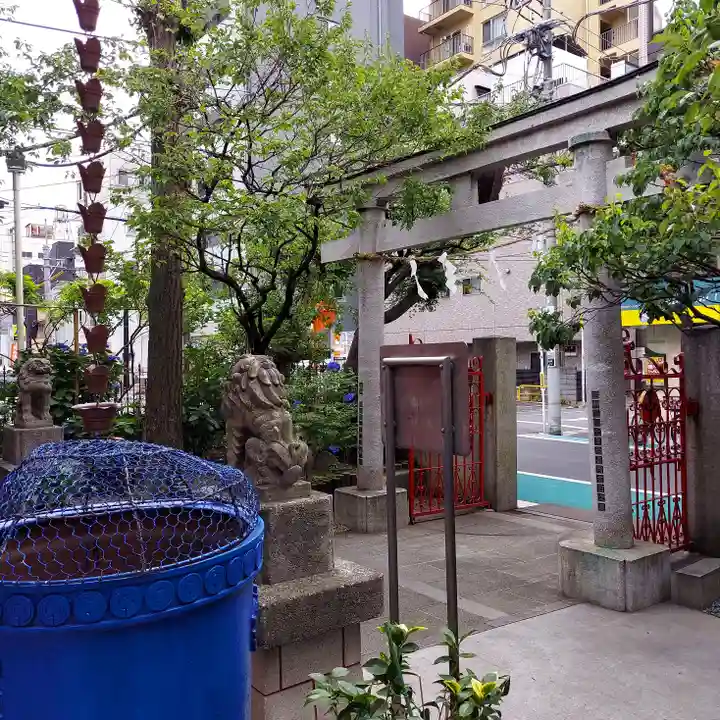 八幡神社の鳥居