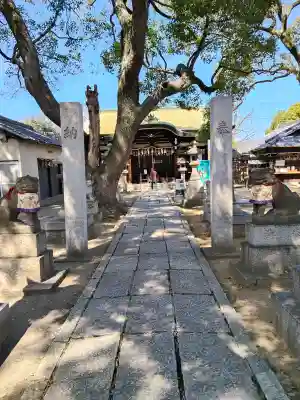 神須牟地神社の{uncategorized: "未分類", other: "その他", undefined: "問題あり", building: "その他建物", grave: "お墓", sacred_gate: "鳥居", guardian: "狛犬", statue: "像", buddha: "仏像", history: "歴史", nature: "自然", garden: "庭園", animal: "動物", pagoda: "塔", temizu: "手水舎", mountain_gate: "山門・神門", sanctuary: "本殿・本堂", subordinate: "末社・摂社", art: "芸術", scenery: "景色", jizo: "地蔵", ema: "絵馬", goshuin: "御朱印", omikuji: "おみくじ", items: "授与品その他", amulet: "お守り", goshuincho: "御朱印帳", eats: "食事", festival: "お祭り", votive_dance: "神楽", shichigosan: "七五三参", wedding: "結婚式", experience: "体験その他", initially: "初詣", around: "周辺", anti_infection: "感染症対策"}