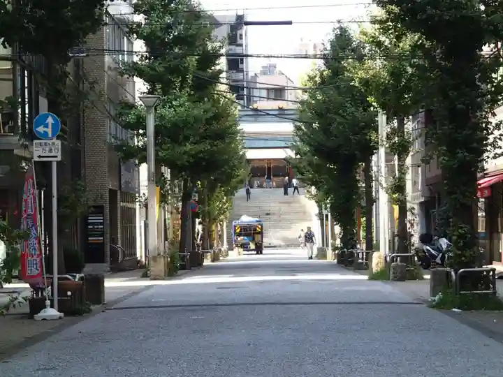 芝大神宮の庭園