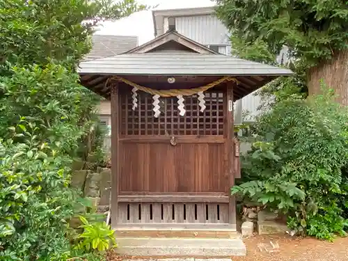 健田須賀神社の末社