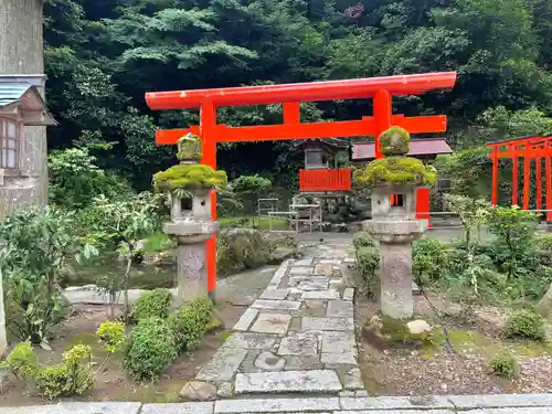 伊奈波神社の鳥居