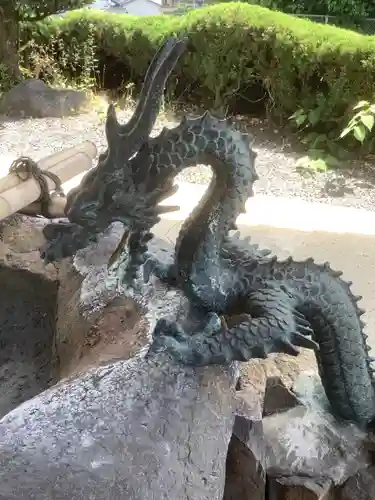 縣神社の手水舎