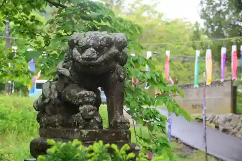 高司神社〜むすびの神の鎮まる社〜の狛犬