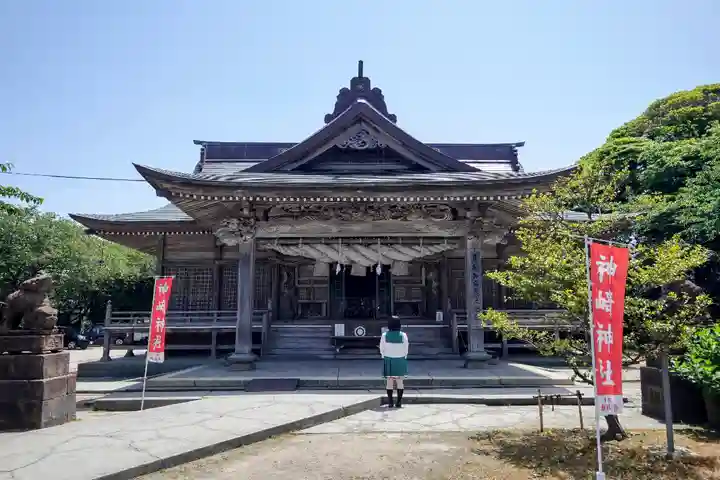 神﨑神社の本殿・本堂