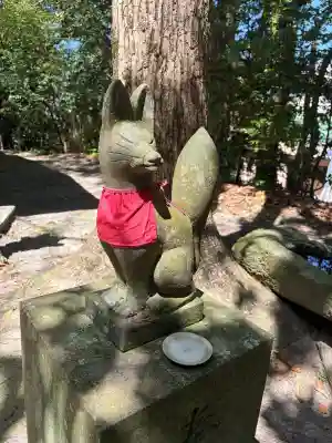 稲荷神社の{uncategorized: "未分類", other: "その他", undefined: "問題あり", building: "その他建物", grave: "お墓", sacred_gate: "鳥居", guardian: "狛犬", statue: "像", buddha: "仏像", history: "歴史", nature: "自然", garden: "庭園", animal: "動物", pagoda: "塔", temizu: "手水舎", mountain_gate: "山門・神門", sanctuary: "本殿・本堂", subordinate: "末社・摂社", art: "芸術", scenery: "景色", jizo: "地蔵", ema: "絵馬", goshuin: "御朱印", omikuji: "おみくじ", items: "授与品その他", amulet: "お守り", goshuincho: "御朱印帳", eats: "食事", festival: "お祭り", votive_dance: "神楽", shichigosan: "七五三参", wedding: "結婚式", experience: "体験その他", initially: "初詣", around: "周辺", anti_infection: "感染症対策"}