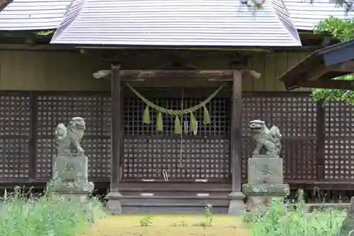 羽黒神社の本殿