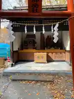 新屋山神社の末社・摂社