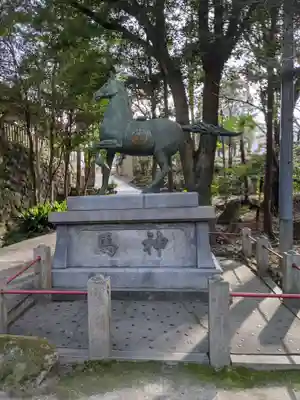 六所神社の狛犬
