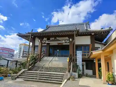 西照寺の本殿・本堂