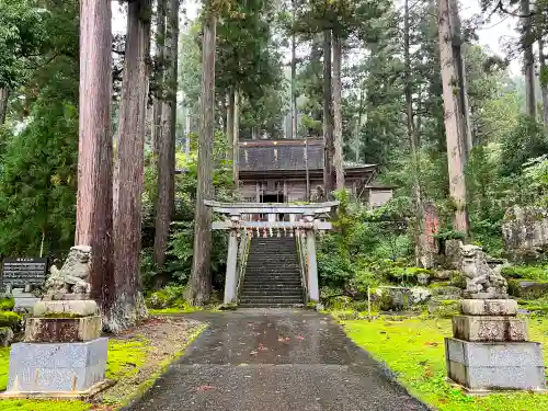 須波阿湏疑神社の鳥居