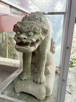 八重山神社の狛犬