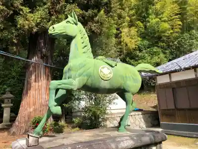 安乎八幡神社の{uncategorized: "未分類", other: "その他", undefined: "問題あり", building: "その他建物", grave: "お墓", sacred_gate: "鳥居", guardian: "狛犬", statue: "像", buddha: "仏像", history: "歴史", nature: "自然", garden: "庭園", animal: "動物", pagoda: "塔", temizu: "手水舎", mountain_gate: "山門・神門", sanctuary: "本殿・本堂", subordinate: "末社・摂社", art: "芸術", scenery: "景色", jizo: "地蔵", ema: "絵馬", goshuin: "御朱印", omikuji: "おみくじ", items: "授与品その他", amulet: "お守り", goshuincho: "御朱印帳", eats: "食事", festival: "お祭り", votive_dance: "神楽", shichigosan: "七五三参", wedding: "結婚式", experience: "体験その他", initially: "初詣", around: "周辺", anti_infection: "感染症対策"}