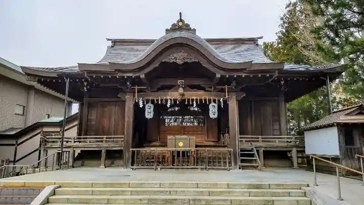 亀田八幡宮の本殿・本堂