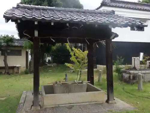 新日吉神宮の手水舎