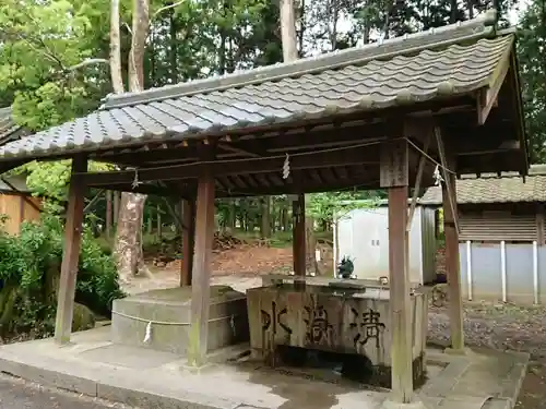 大草神社の手水舎