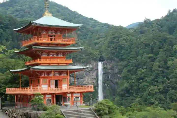 熊野那智大社(和歌山県)