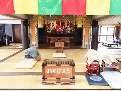 泰岳寺の本殿・本堂