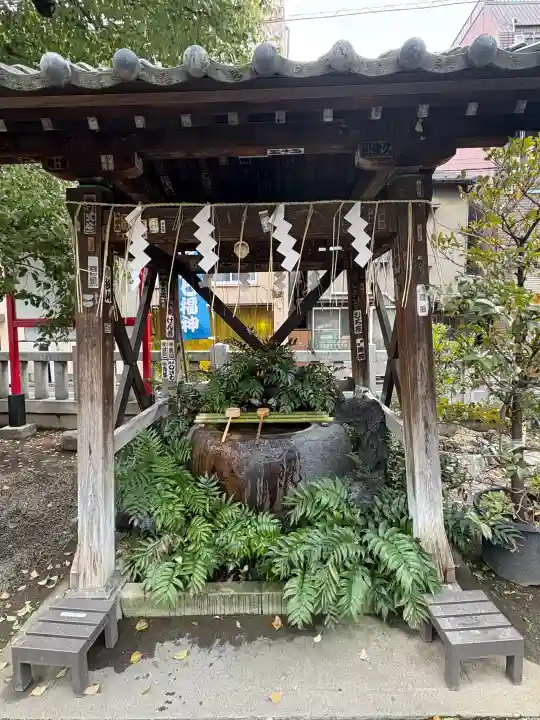 矢先稲荷神社の{uncategorized: "未分類", other: "その他", undefined: "問題あり", building: "その他建物", grave: "お墓", sacred_gate: "鳥居", guardian: "狛犬", statue: "像", buddha: "仏像", history: "歴史", nature: "自然", garden: "庭園", animal: "動物", pagoda: "塔", temizu: "手水舎", mountain_gate: "山門・神門", sanctuary: "本殿・本堂", subordinate: "末社・摂社", art: "芸術", scenery: "景色", jizo: "地蔵", ema: "絵馬", goshuin: "御朱印", omikuji: "おみくじ", items: "授与品その他", amulet: "お守り", goshuincho: "御朱印帳", eats: "食事", festival: "お祭り", votive_dance: "神楽", shichigosan: "七五三参", wedding: "結婚式", experience: "体験その他", initially: "初詣", around: "周辺", anti_infection: "感染症対策"}