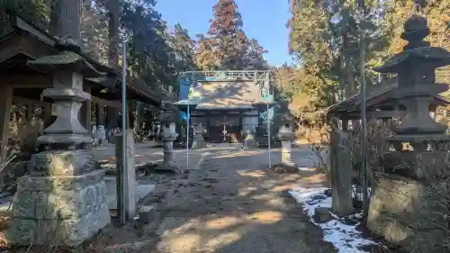 磯山神社の{uncategorized: "未分類", other: "その他", undefined: "問題あり", building: "その他建物", grave: "お墓", sacred_gate: "鳥居", guardian: "狛犬", statue: "像", buddha: "仏像", history: "歴史", nature: "自然", garden: "庭園", animal: "動物", pagoda: "塔", temizu: "手水舎", mountain_gate: "山門・神門", sanctuary: "本殿・本堂", subordinate: "末社・摂社", art: "芸術", scenery: "景色", jizo: "地蔵", ema: "絵馬", goshuin: "御朱印", omikuji: "おみくじ", items: "授与品その他", amulet: "お守り", goshuincho: "御朱印帳", eats: "食事", festival: "お祭り", votive_dance: "神楽", shichigosan: "七五三参", wedding: "結婚式", experience: "体験その他", initially: "初詣", around: "周辺", anti_infection: "感染症対策"}