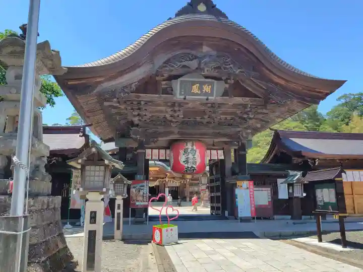 竹駒神社の{uncategorized: "未分類", other: "その他", undefined: "問題あり", building: "その他建物", grave: "お墓", sacred_gate: "鳥居", guardian: "狛犬", statue: "像", buddha: "仏像", history: "歴史", nature: "自然", garden: "庭園", animal: "動物", pagoda: "塔", temizu: "手水舎", mountain_gate: "山門・神門", sanctuary: "本殿・本堂", subordinate: "末社・摂社", art: "芸術", scenery: "景色", jizo: "地蔵", ema: "絵馬", goshuin: "御朱印", omikuji: "おみくじ", items: "授与品その他", amulet: "お守り", goshuincho: "御朱印帳", eats: "食事", festival: "お祭り", votive_dance: "神楽", shichigosan: "七五三参", wedding: "結婚式", experience: "体験その他", initially: "初詣", around: "周辺", anti_infection: "感染症対策"}