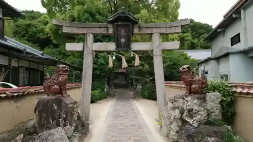 天津神社の鳥居