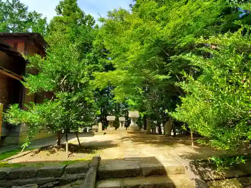 滑川神社 - 仕事と子どもの守り神の末社