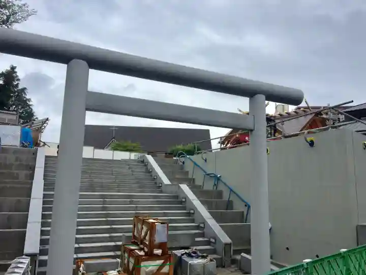 駒込妙義神社の鳥居